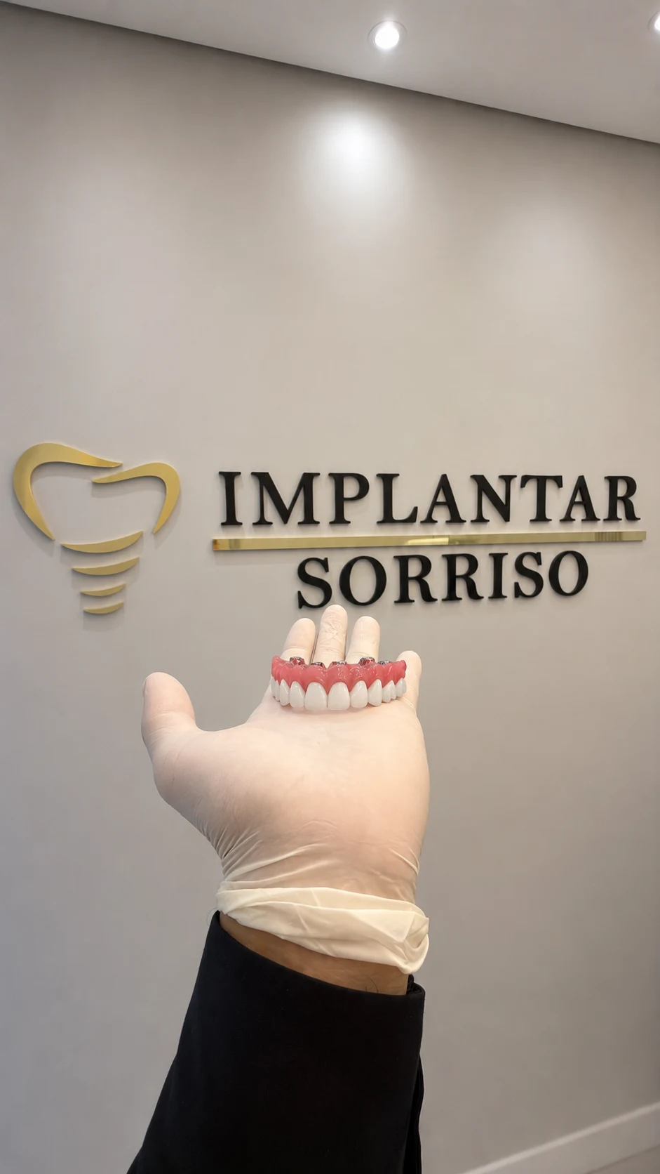Implantar Sorriso — atendimento odontológico